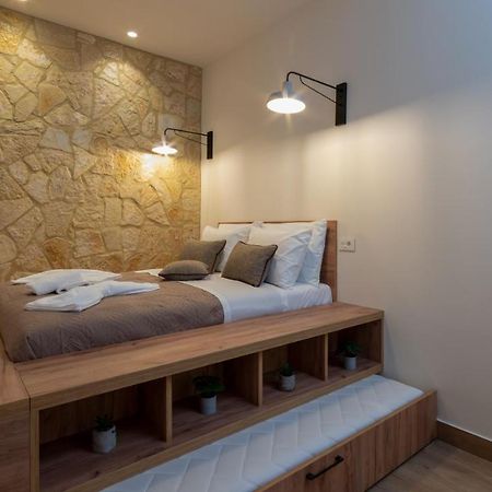 Melitta'S Luxury Apartments Anthousa  Exterior photo